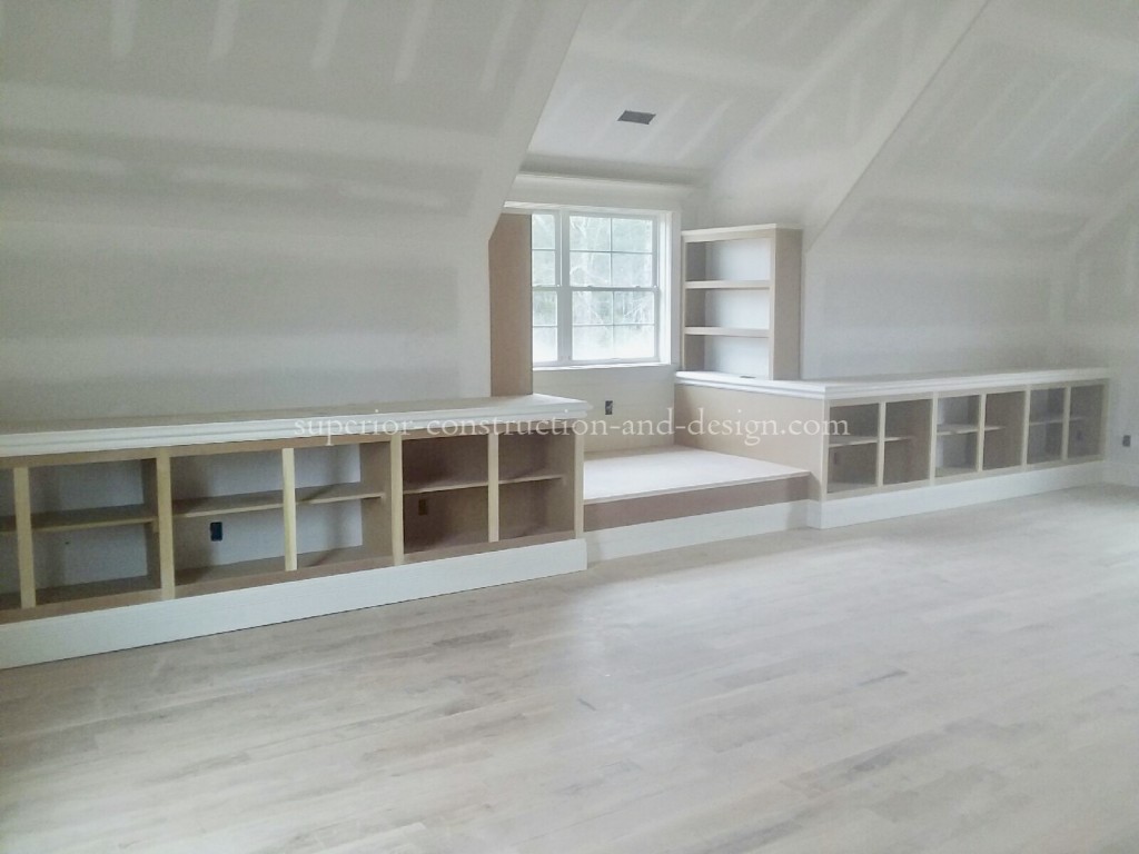 Custom built-in daybed and reading nook Superior construction and design Lebanon TN