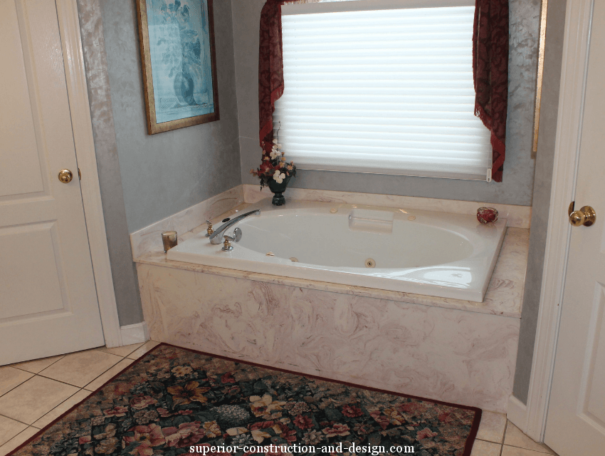 master bathroom mt juliet tennessee old jacuzzi tub floral wallpaper tiles